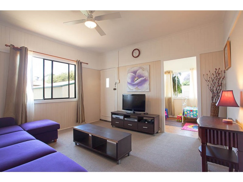 1 Bothwell Street, Newtown QLD 4350