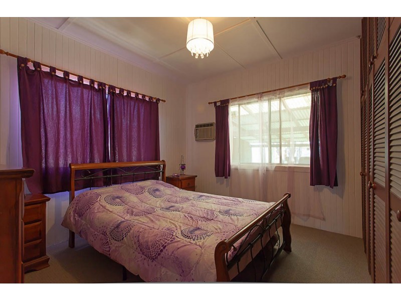 1 Bothwell Street, Newtown QLD 4350