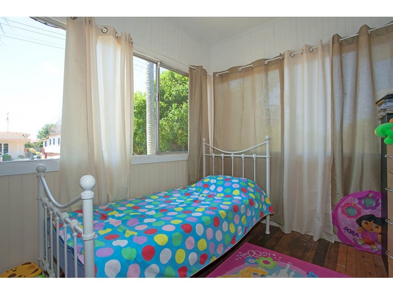 1 Bothwell Street, Newtown QLD 4350