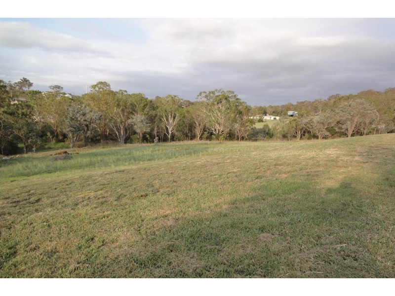 5 Lydia Place, Top Camp QLD 4350