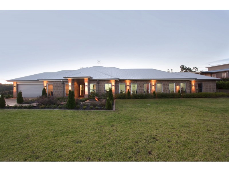 13-15 Cook Court, Highfields QLD 4352