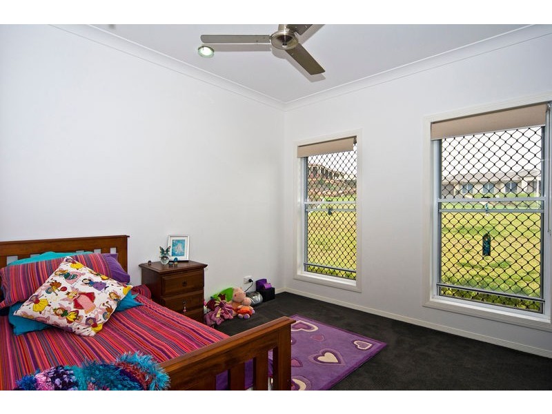 13-15 Cook Court, Highfields QLD 4352