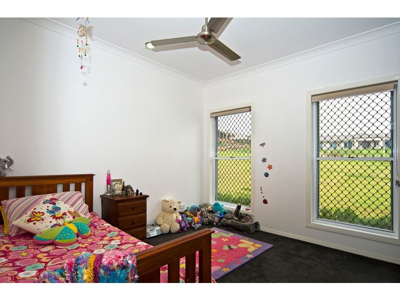 13-15 Cook Court, Highfields QLD 4352