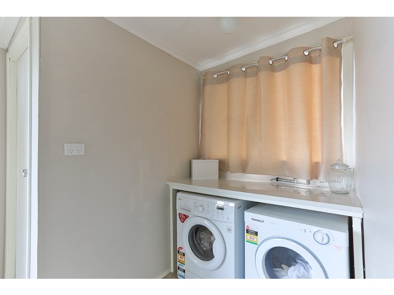 8 Blake Street, Wilsonton QLD 4350