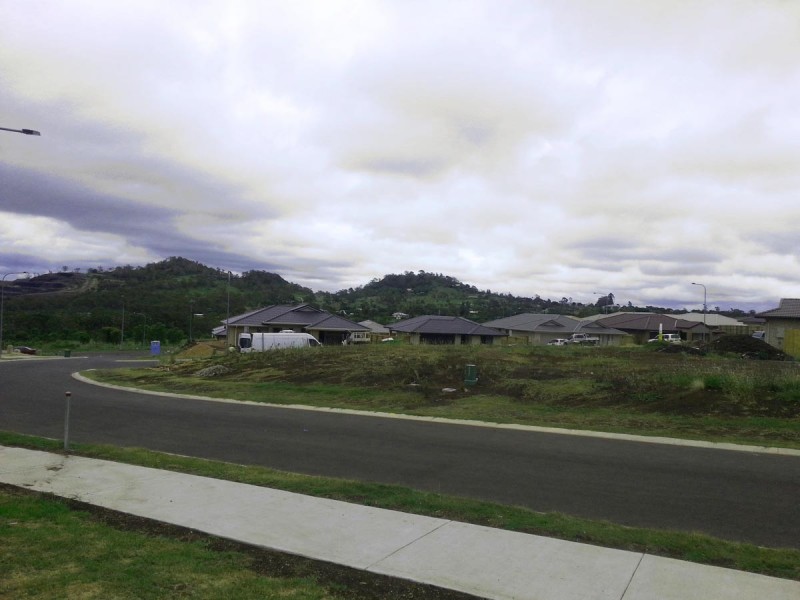 35 Balaroo Drive, Glenvale QLD 4350