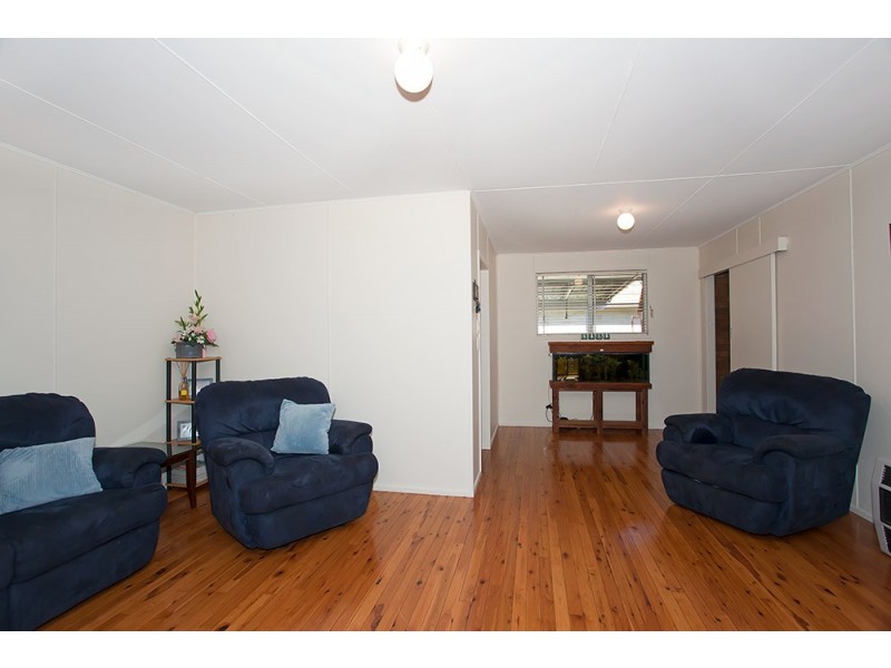 12 Farr Street, Kearneys Spring QLD 4350