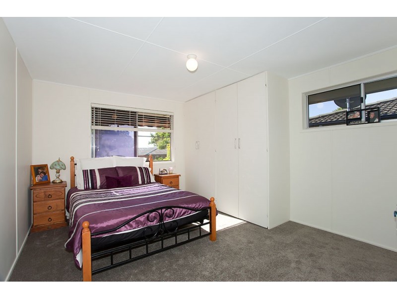 12 Farr Street, Kearneys Spring QLD 4350