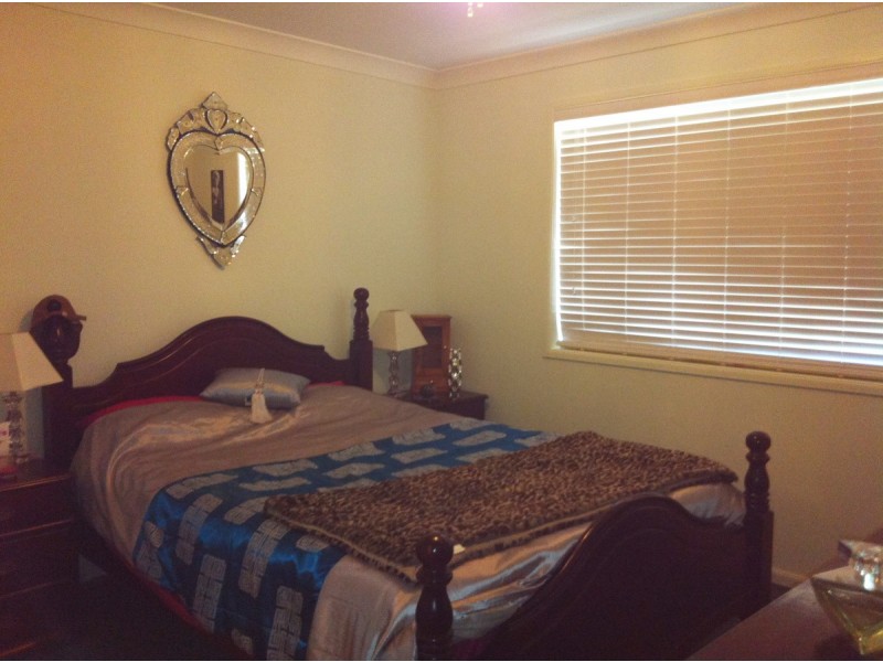 9 Fadden Crescent, Middle Ridge QLD 4350