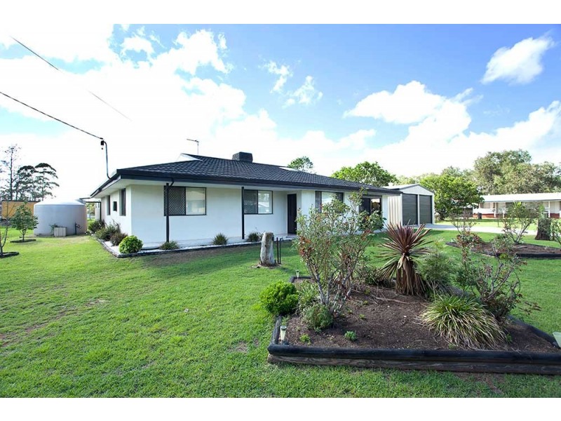 35 Desmond Lane, Oakey QLD 4401