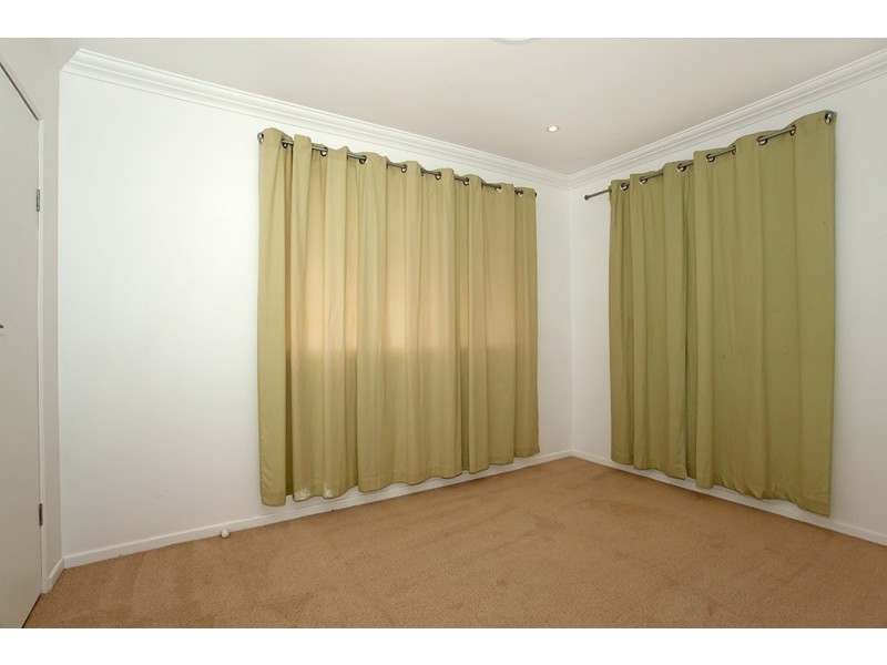 35 Desmond Lane, Oakey QLD 4401