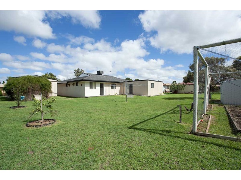 35 Desmond Lane, Oakey QLD 4401
