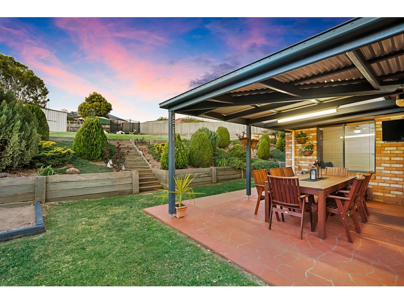 3 Saratoga Close, Wilsonton QLD 4350