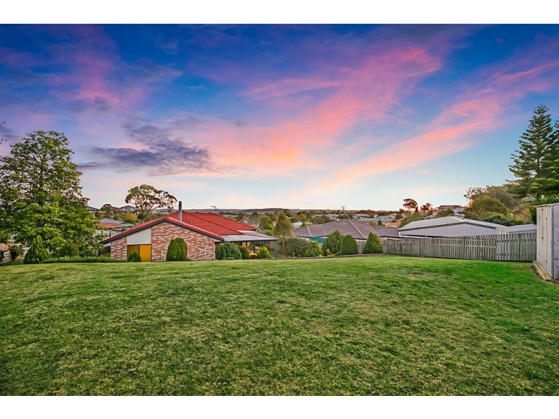 3 Saratoga Close, Wilsonton QLD 4350