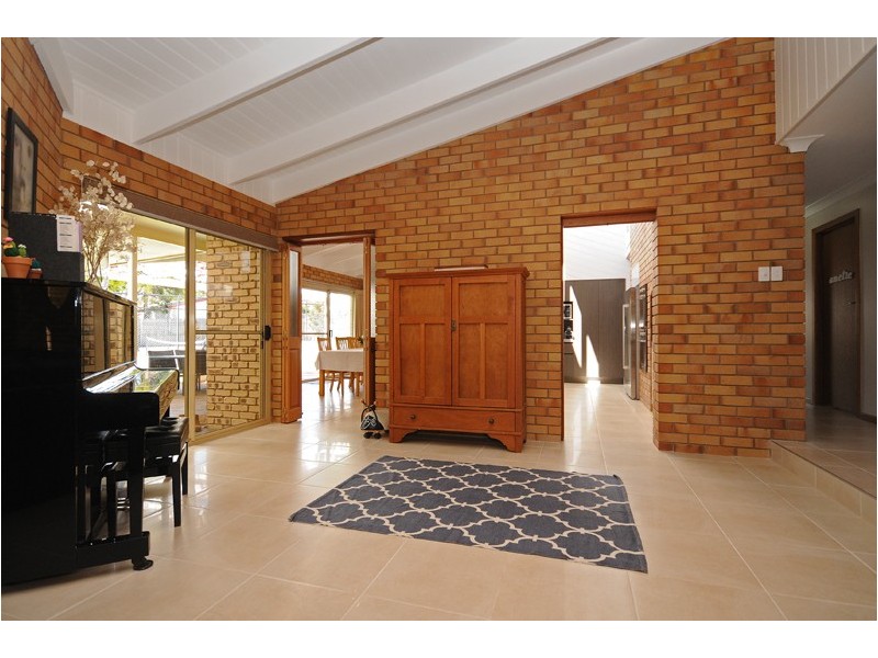 8 Merradong Court, Rangeville QLD 4350