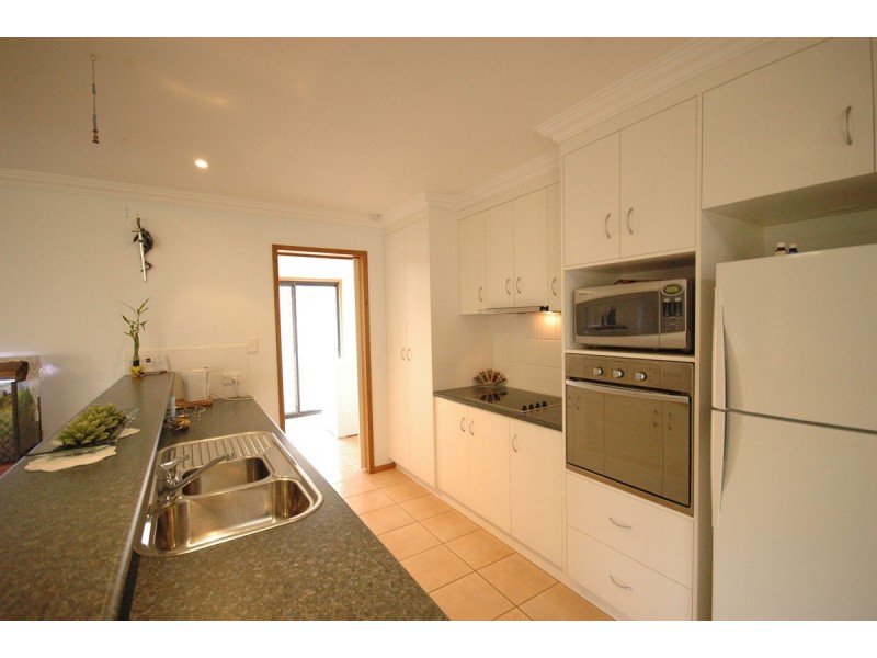 21 Willowburn Drive, Rockville QLD 4350