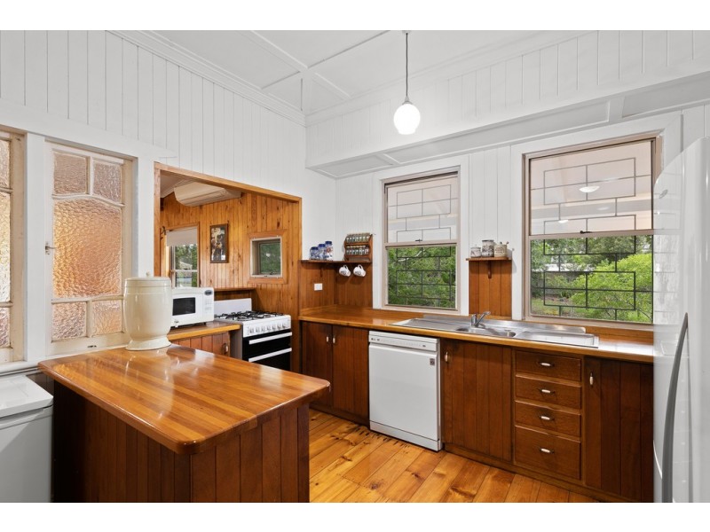 22 Dunne Street, Harristown QLD 4350