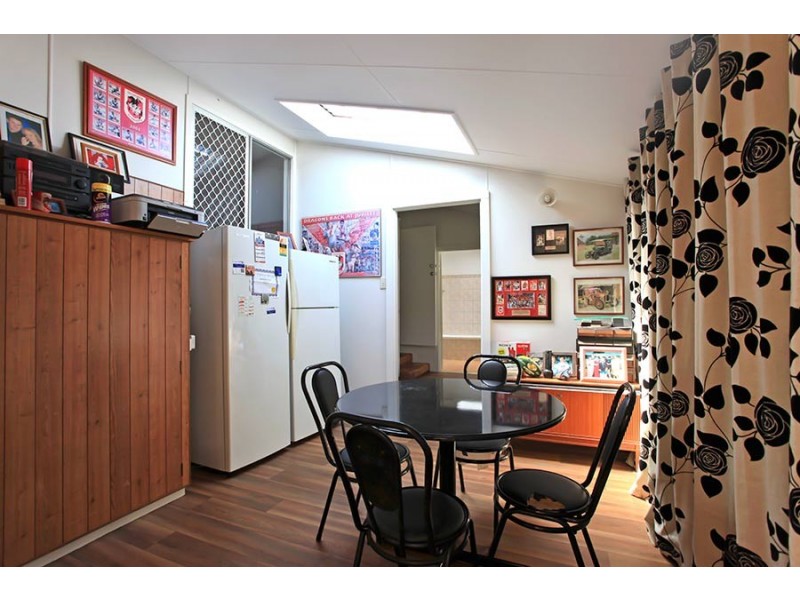 138 Hill Street, Newtown QLD 4350