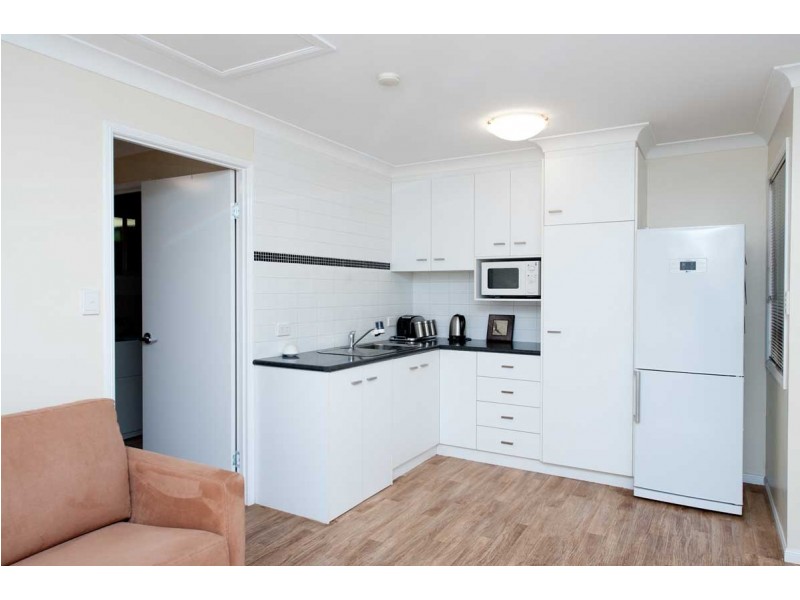 “Oxford Crest” Unit 6/306 James Street, Harristown QLD 4350