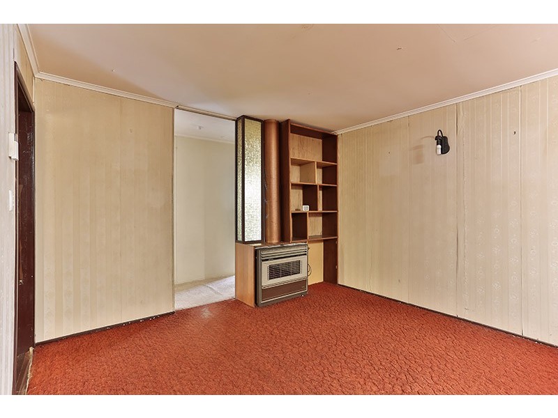 27 Cathro Street, Rockville QLD 4350