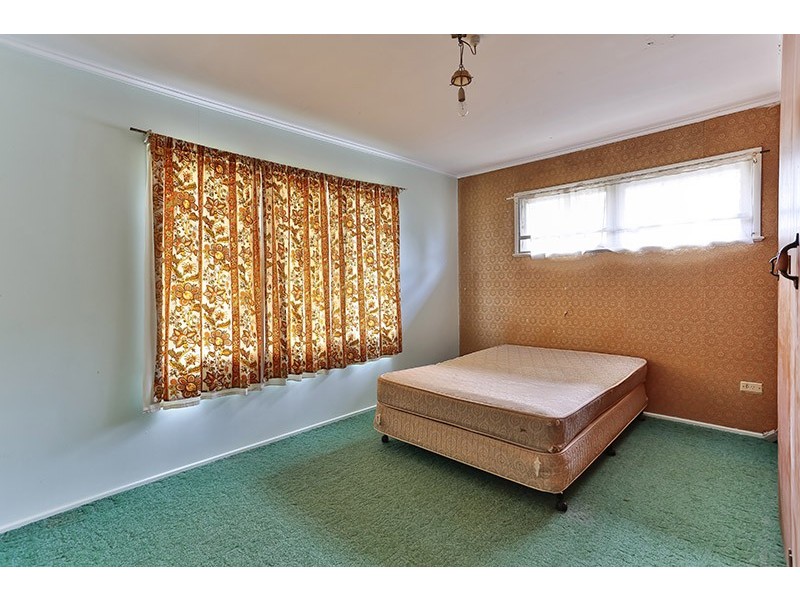 27 Cathro Street, Rockville QLD 4350