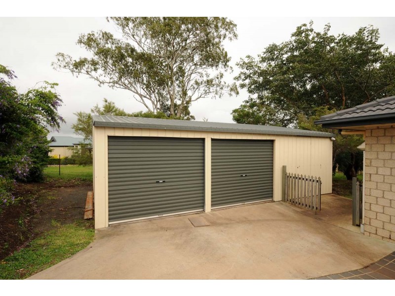 6 Oakdale Place, Highfields QLD 4352