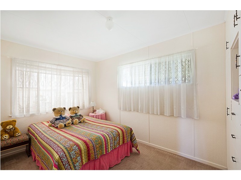 27 Boyd Street, Wilsonton QLD 4350