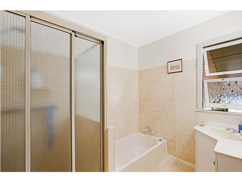 27 Boyd Street, Wilsonton QLD 4350