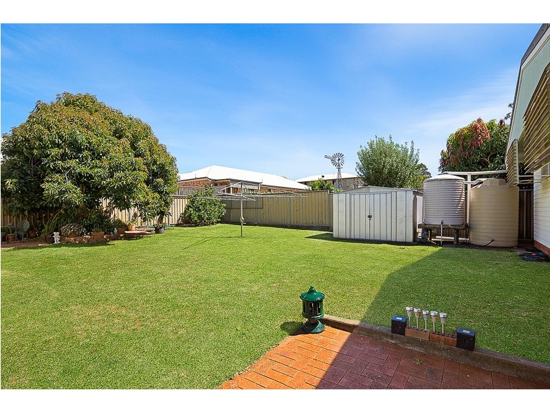 27 Boyd Street, Wilsonton QLD 4350