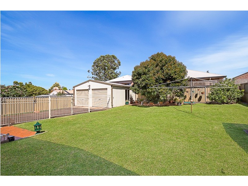 27 Boyd Street, Wilsonton QLD 4350