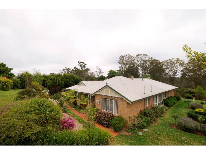 9 Kay-Ann Court, Hampton QLD 4352