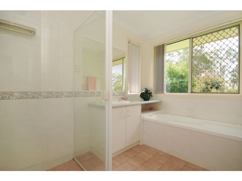 9 Kay-Ann Court, Hampton QLD 4352