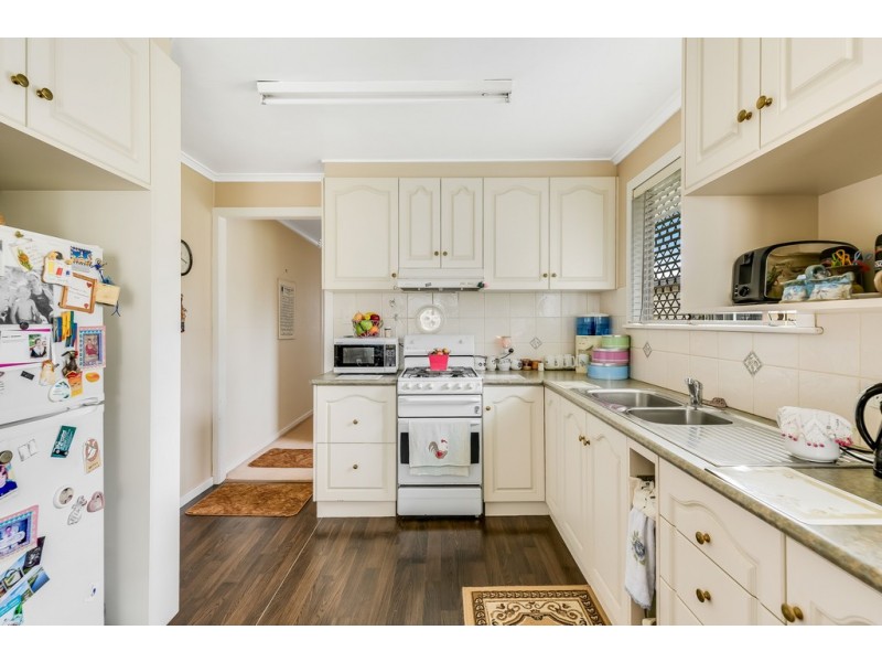 11 Brown Street, Rockville QLD 4350