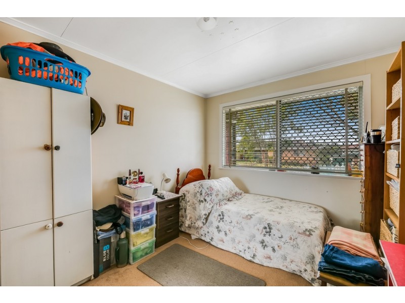 11 Brown Street, Rockville QLD 4350