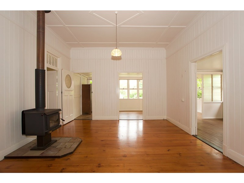 20 Charlotte Street, Newtown QLD 4350