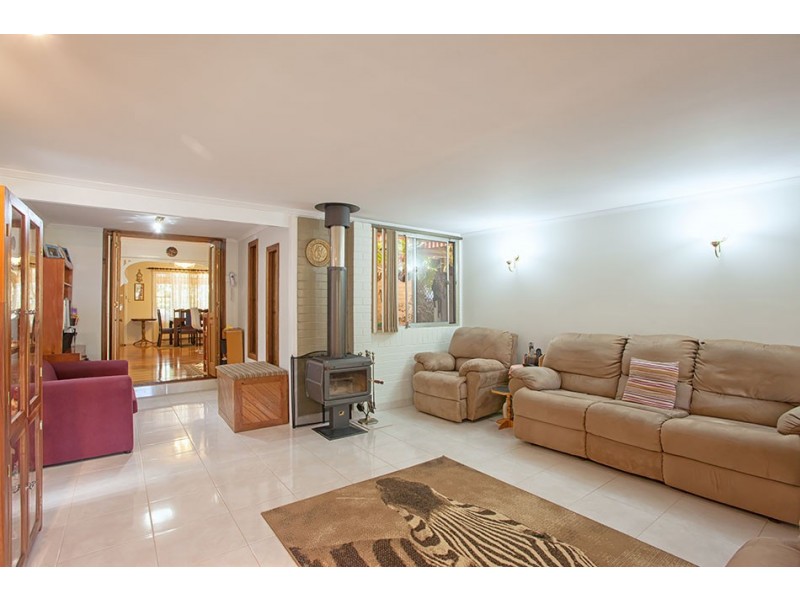 8 Shennan Street, Harristown QLD 4350