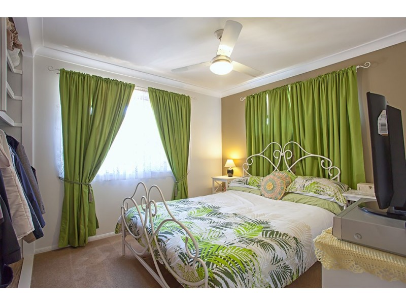 8 Shennan Street, Harristown QLD 4350