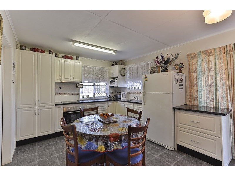 376 North Street, Wilsonton QLD 4350