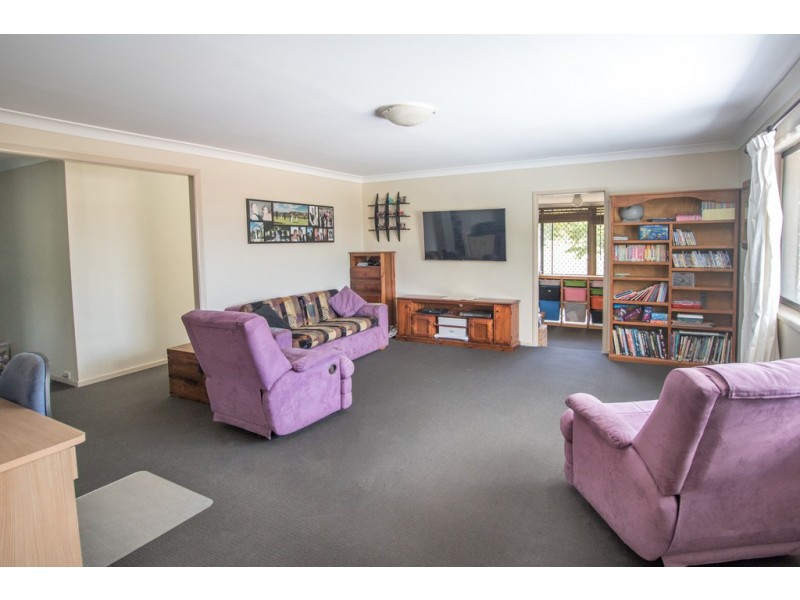 386 North Street, Wilsonton QLD 4350