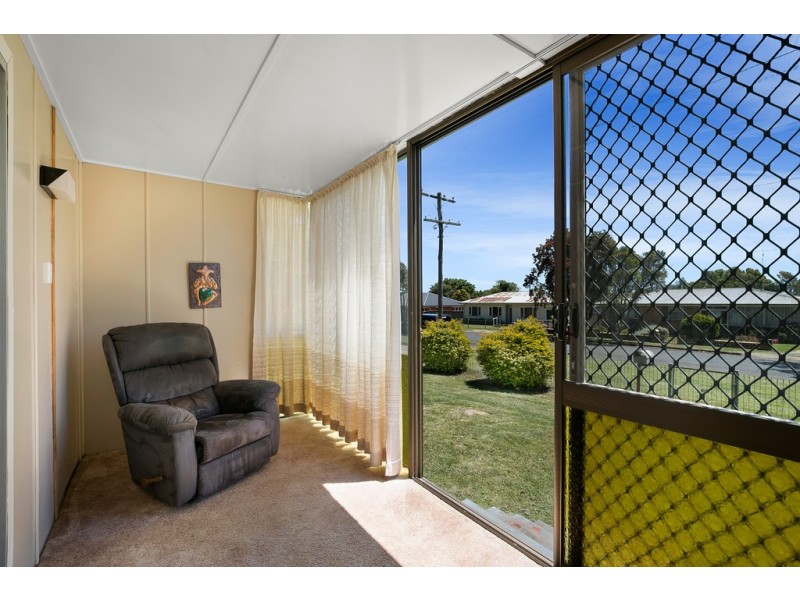 28 Weetwood Street, Newtown QLD 4350