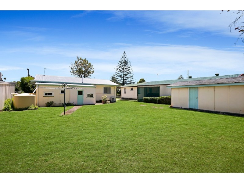 28 Weetwood Street, Newtown QLD 4350