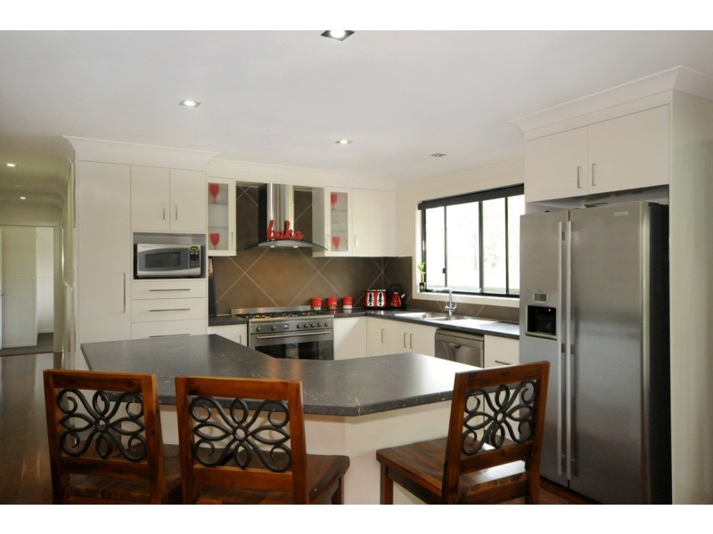 94 Geddes Road, Top Camp QLD 4350