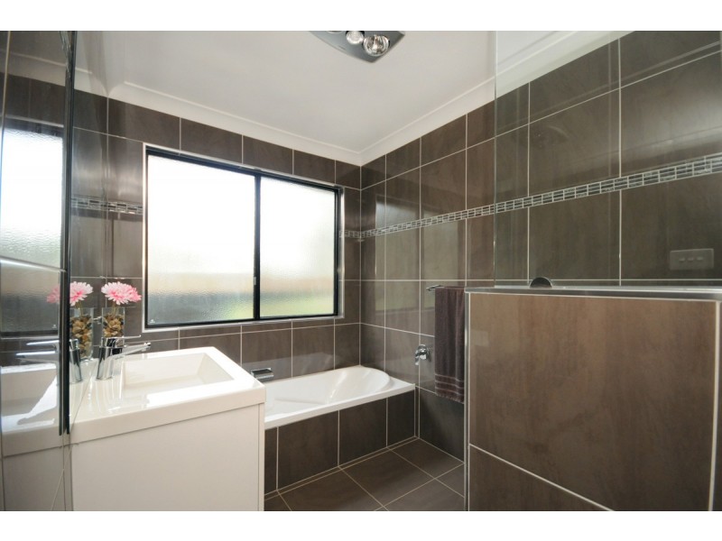 94 Geddes Road, Top Camp QLD 4350