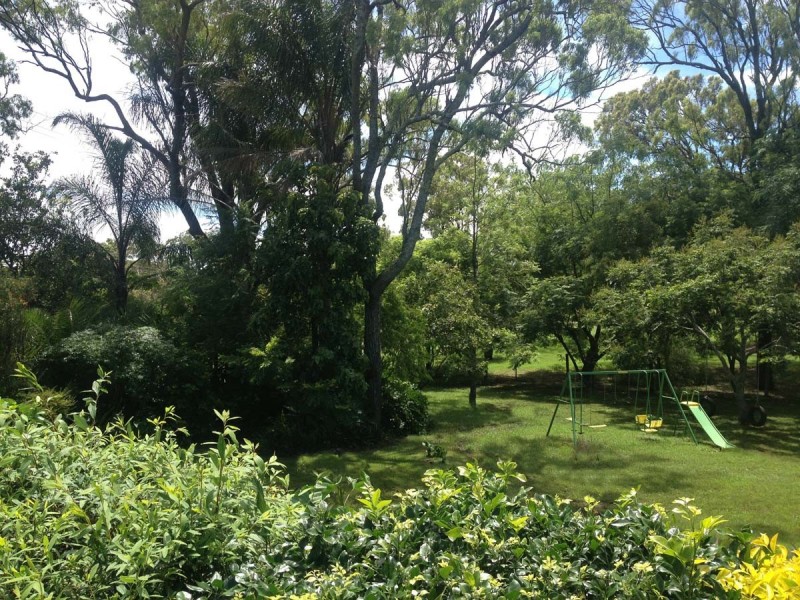 15 Coopers Road, Glenvale QLD 4350