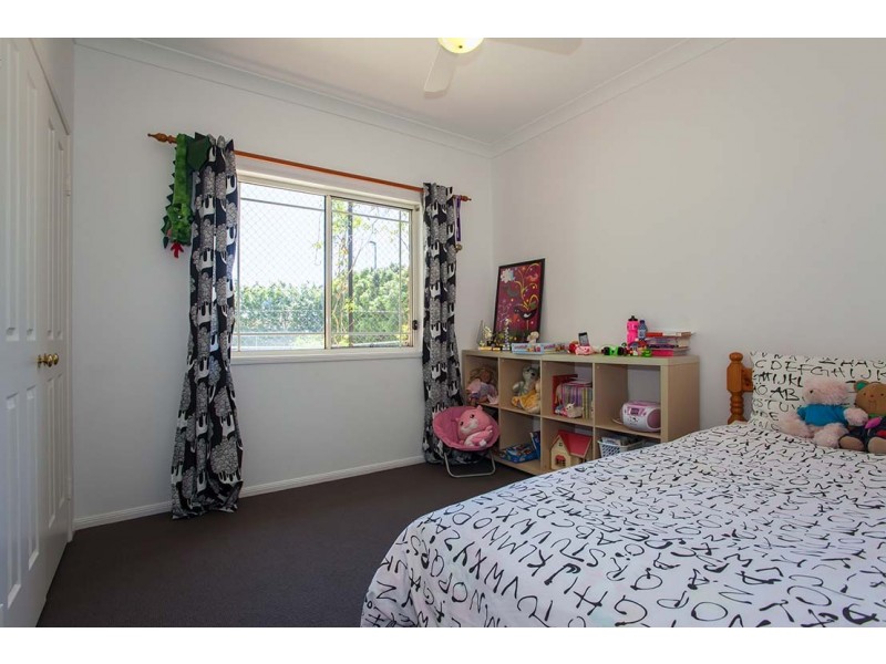 80 Bouganvillea Drive, Middle Ridge QLD 4350