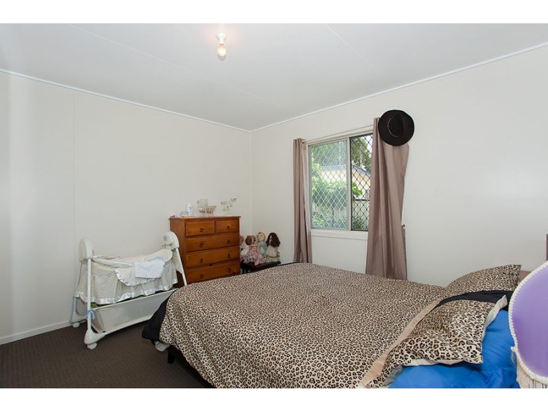 17 Wombyra Street, Newtown QLD 4350