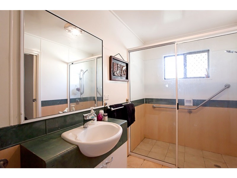 17 Wombyra Street, Newtown QLD 4350