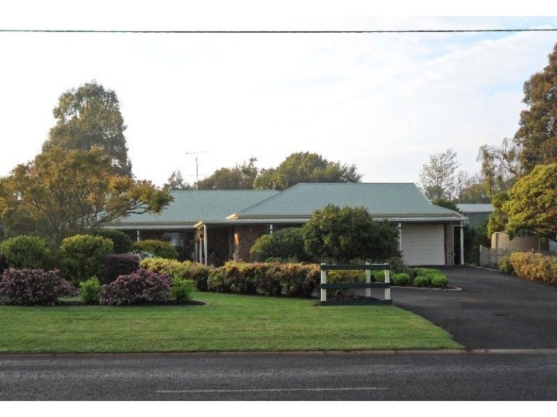 11 Kratzke Road, Highfields QLD 4352