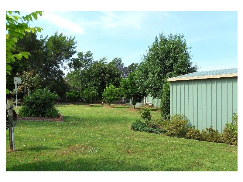 11 Kratzke Road, Highfields QLD 4352