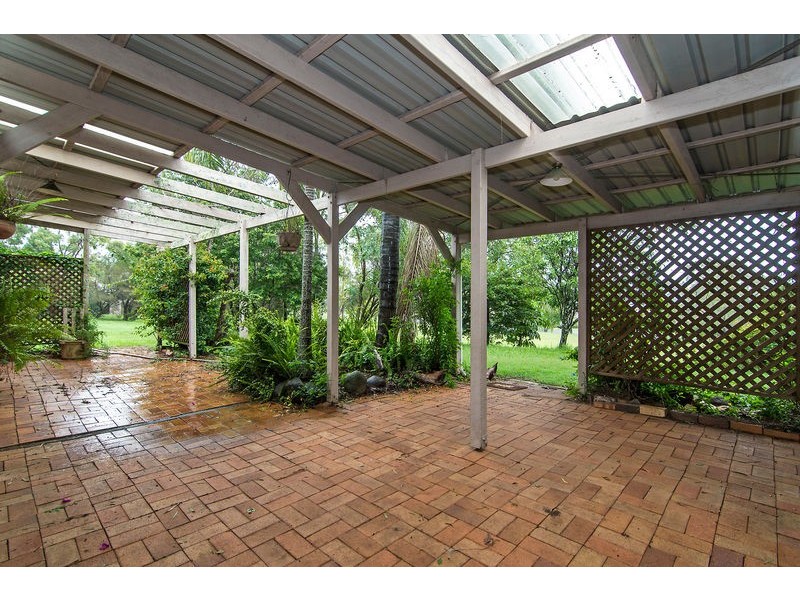 10 Abif Street, Cotswold Hills QLD 4350
