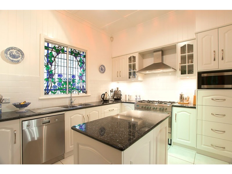 12 Christmas Street, North Toowoomba QLD 4350